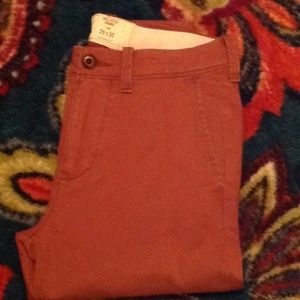 Hollister Skinny Rust colored Chinos